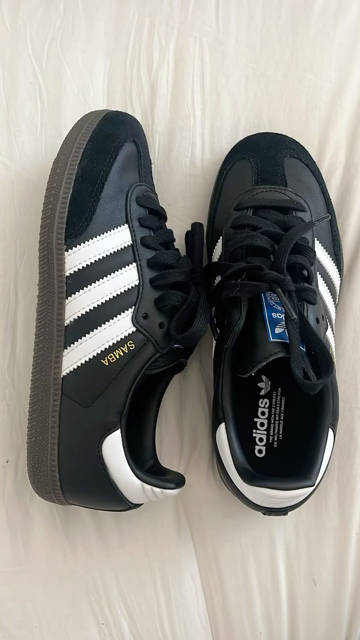 Adidas Samba