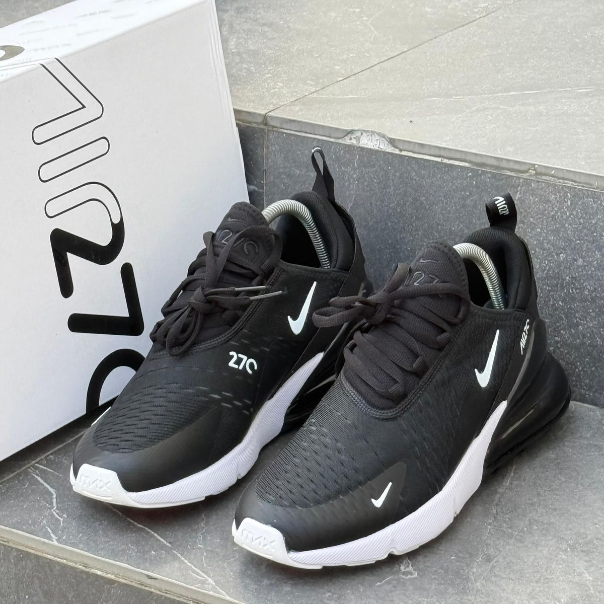 Nike Air Max 270