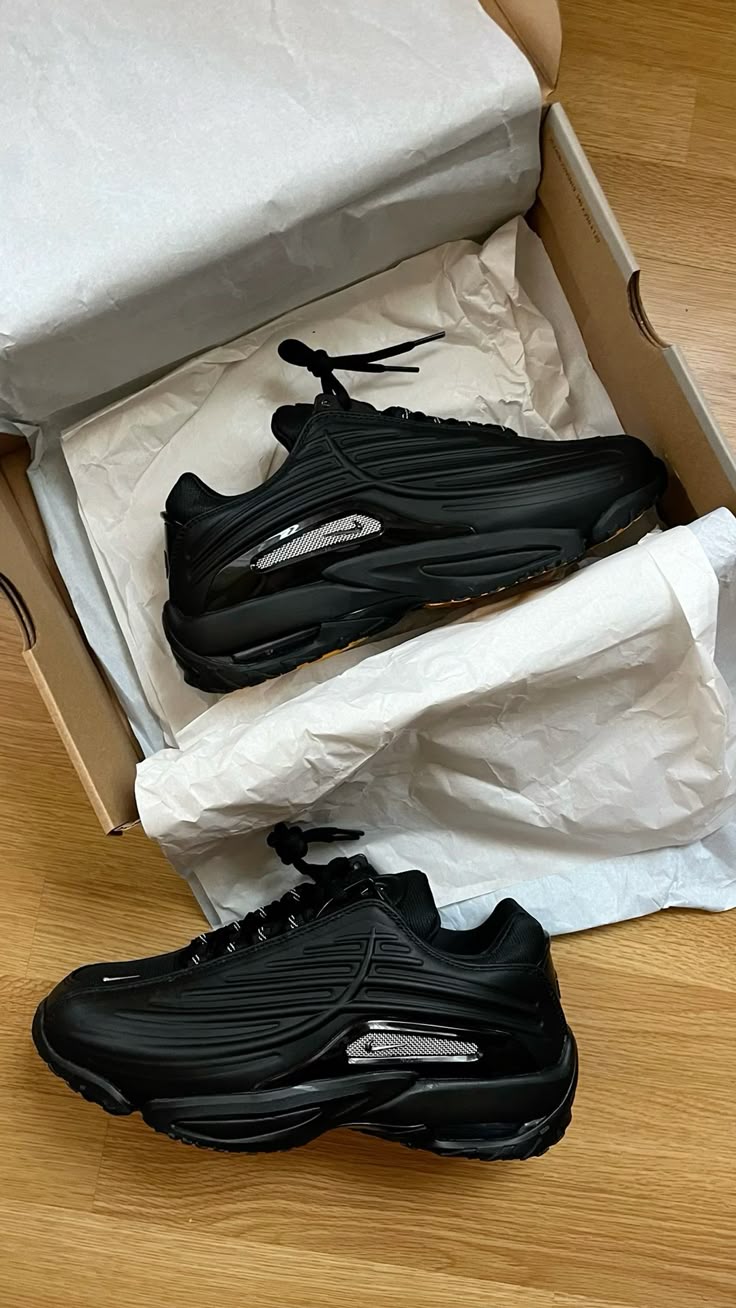 Nike Nocta Hot Step 2